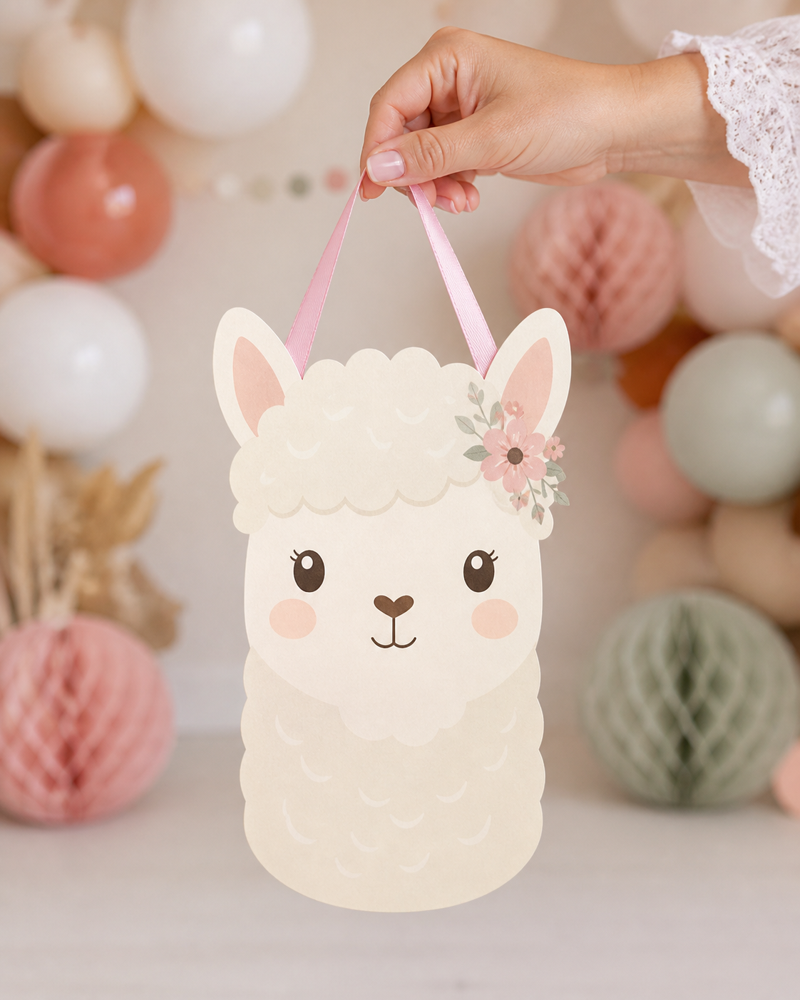 Sacolinha modelo alpaca com flores